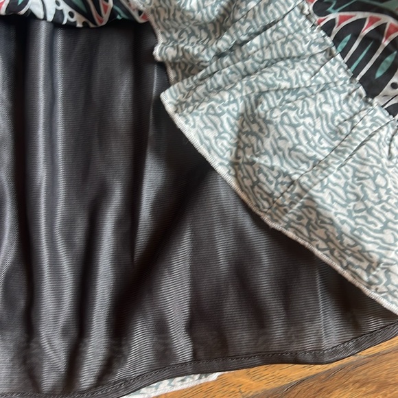 Theme Tube Dress - Picture 4 of 9